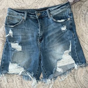 Risen jean short